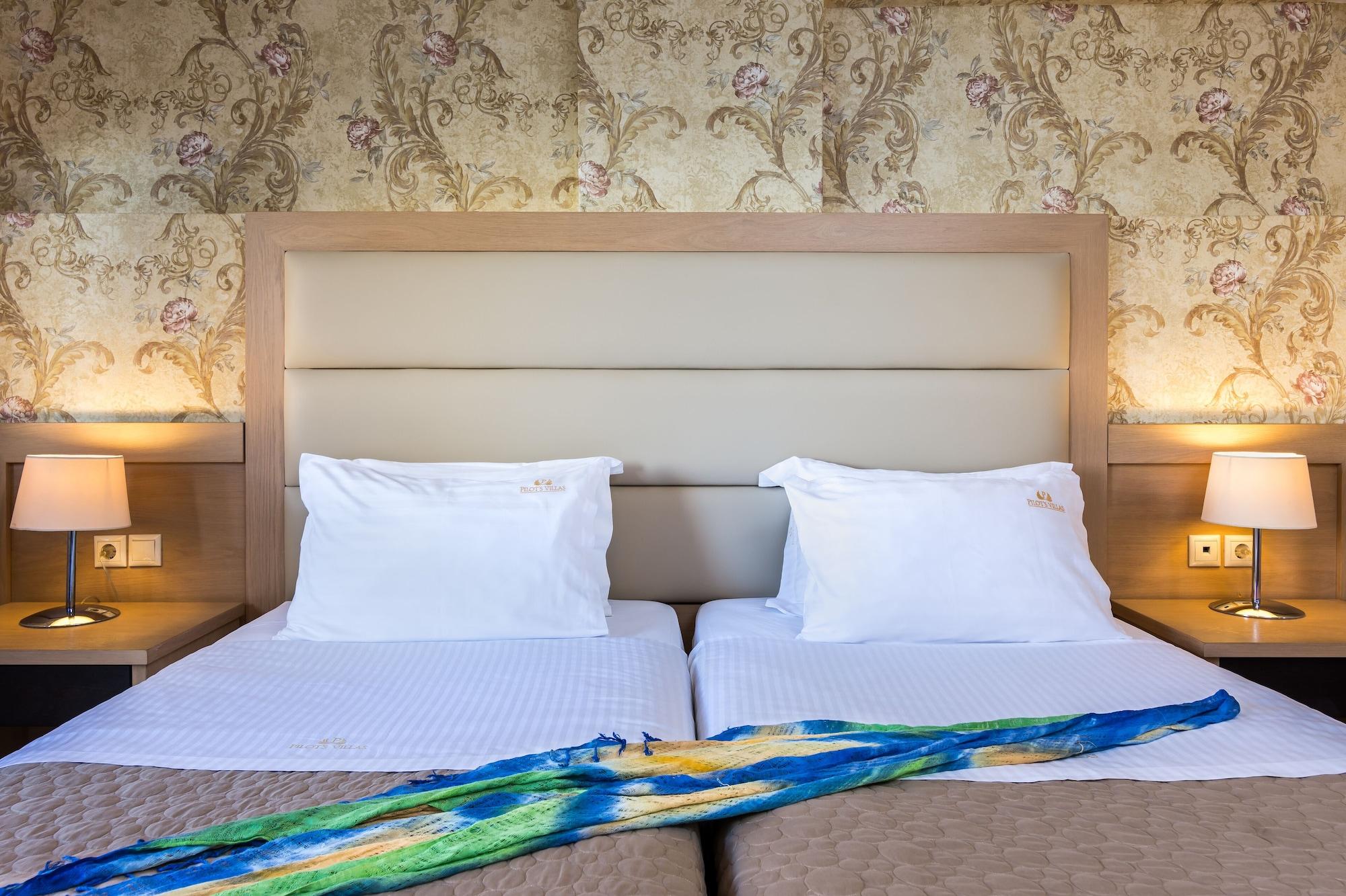 Pilot'S Villas Luxury Suites Hersonissos  Exterior foto