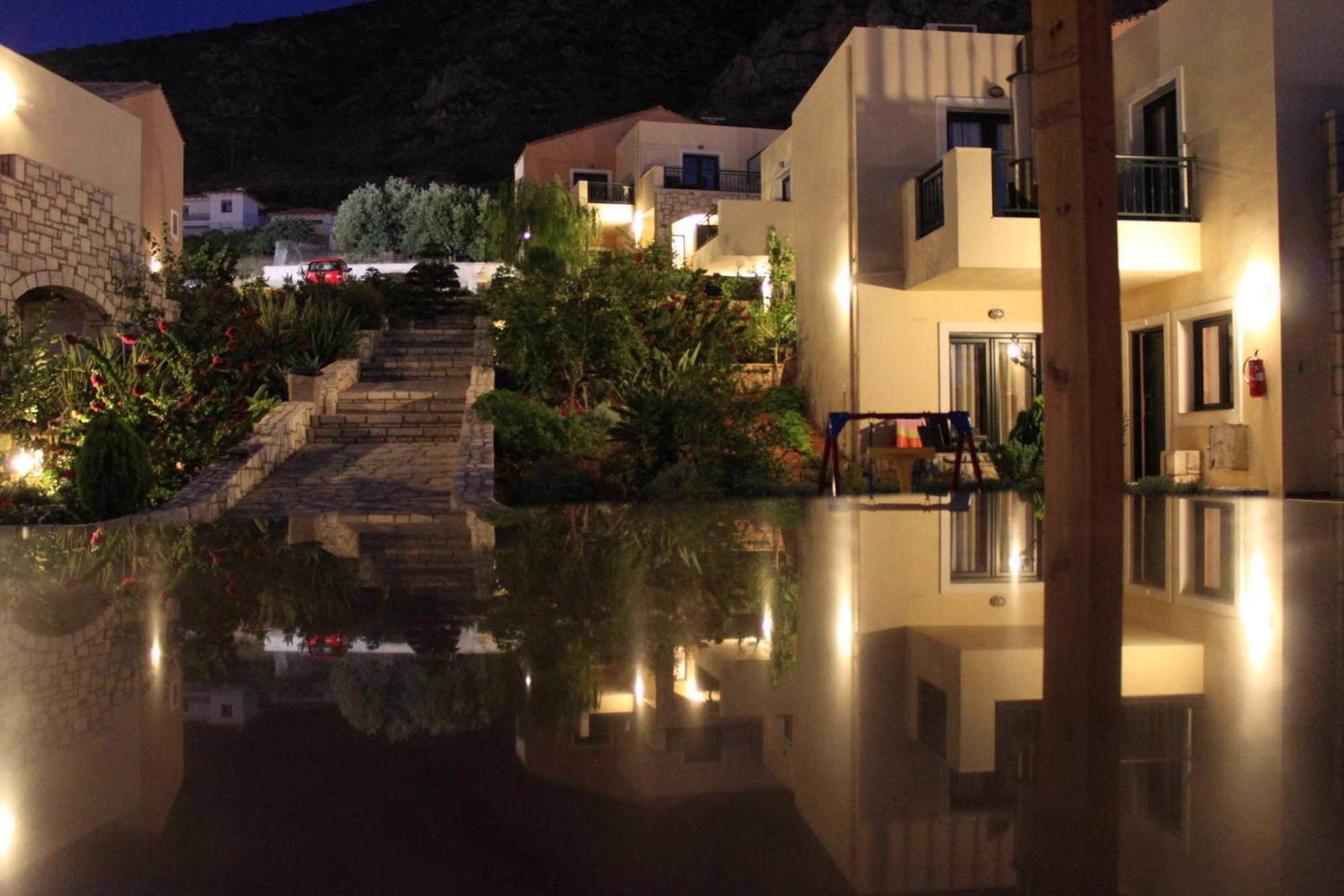 Pilot'S Villas Luxury Suites Hersonissos  Exterior foto