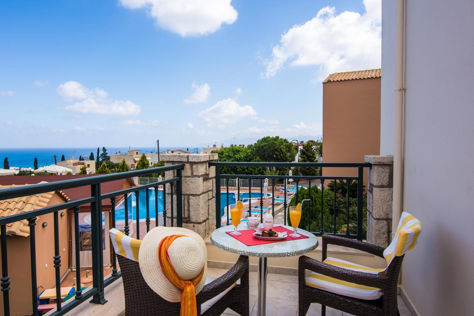 Pilot'S Villas Luxury Suites Hersonissos  Exterior foto