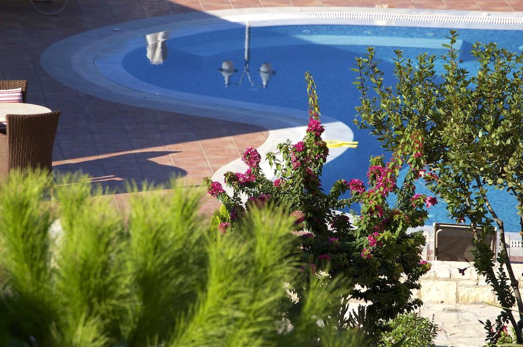 Pilot'S Villas Luxury Suites Hersonissos  Exterior foto
